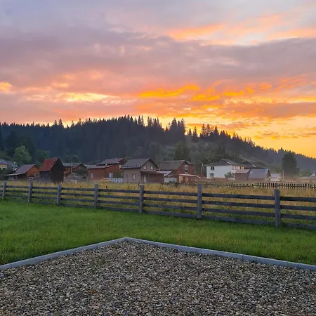 Vulyk בית הארחה ורחובינה